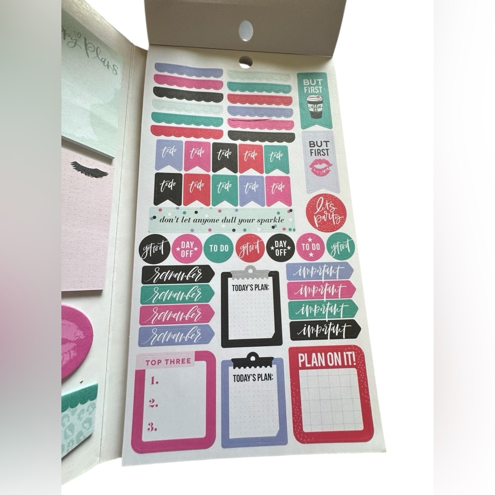 The Happy Planner Glam Girl Accessory Book Folio - Picture 7 of 16